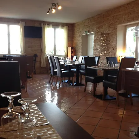 Hotel La Ferme De Mondesir 2*