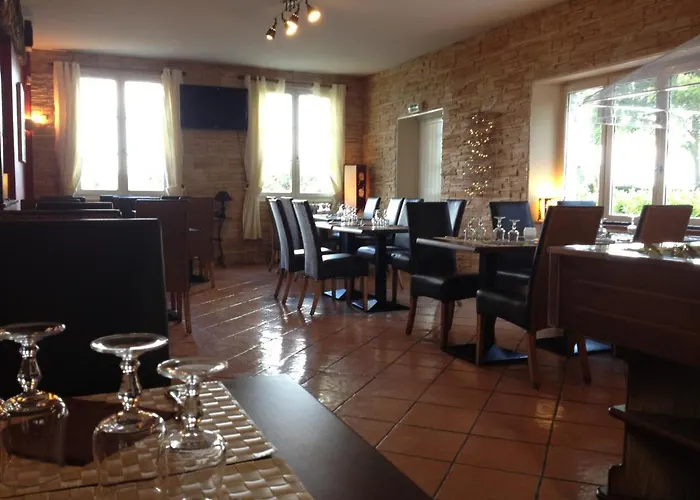 Hotel La Ferme De Mondesir 2*